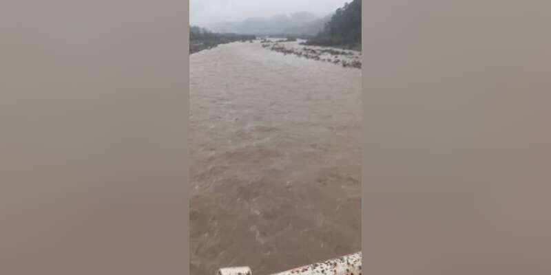 ​Muğla’da Etkili Yağış: Karabörtlen’deki Namnam Çayı’nda Su Seviyesi Yükseldi