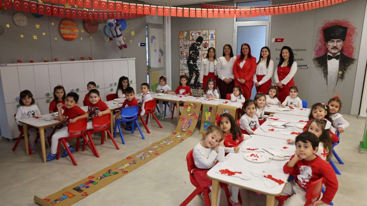 Muğla’da Miniklerden Cumhuriyet’e Renkli Kutlama