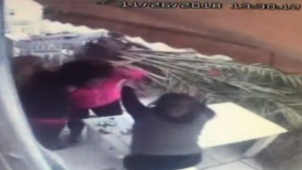 Restoranda oturan vatandaşlar neye uğradığını şaşırdı