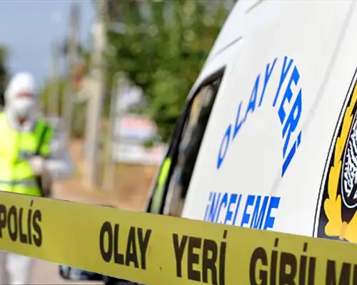 Baba, 19 Yaşındaki Hamile Kızını ve Birlikte Yaşadığı Erkeği Öldürdü
