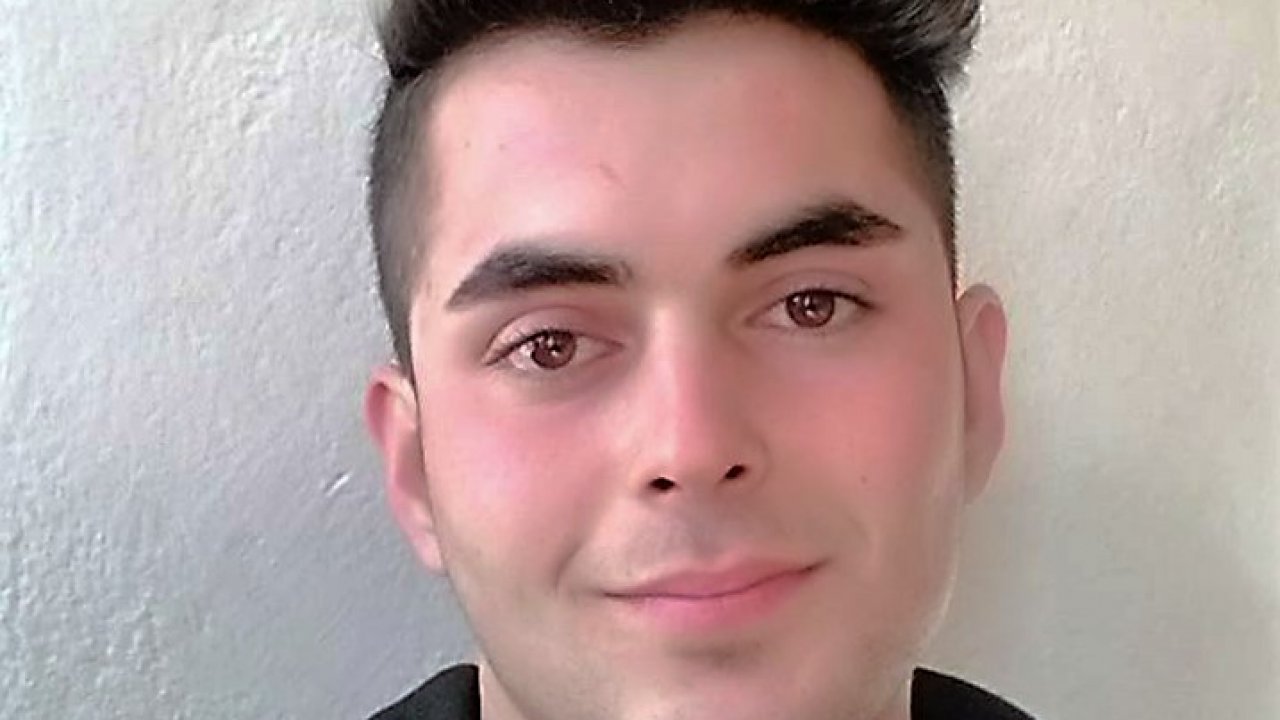 18 Yaşında Hayatına Son Verdi