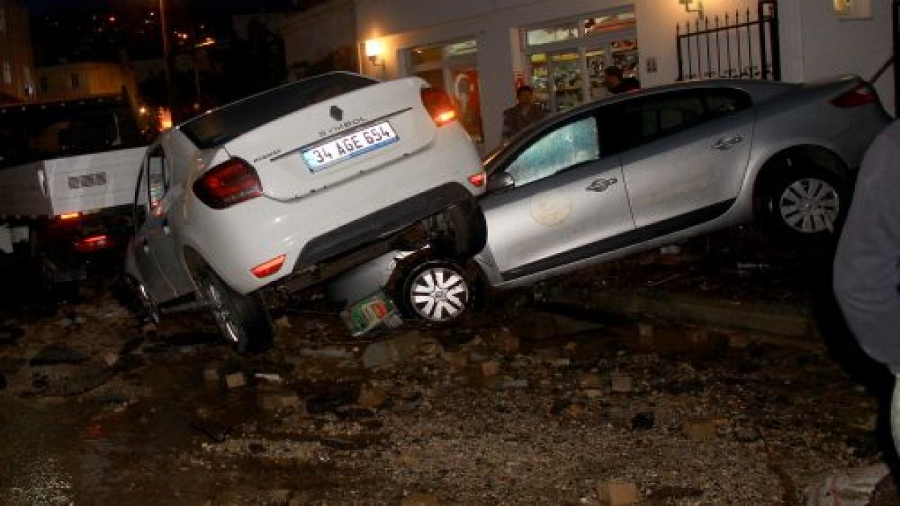 100 araç, 50 ev, 30 iş yeri sular altında kaldı