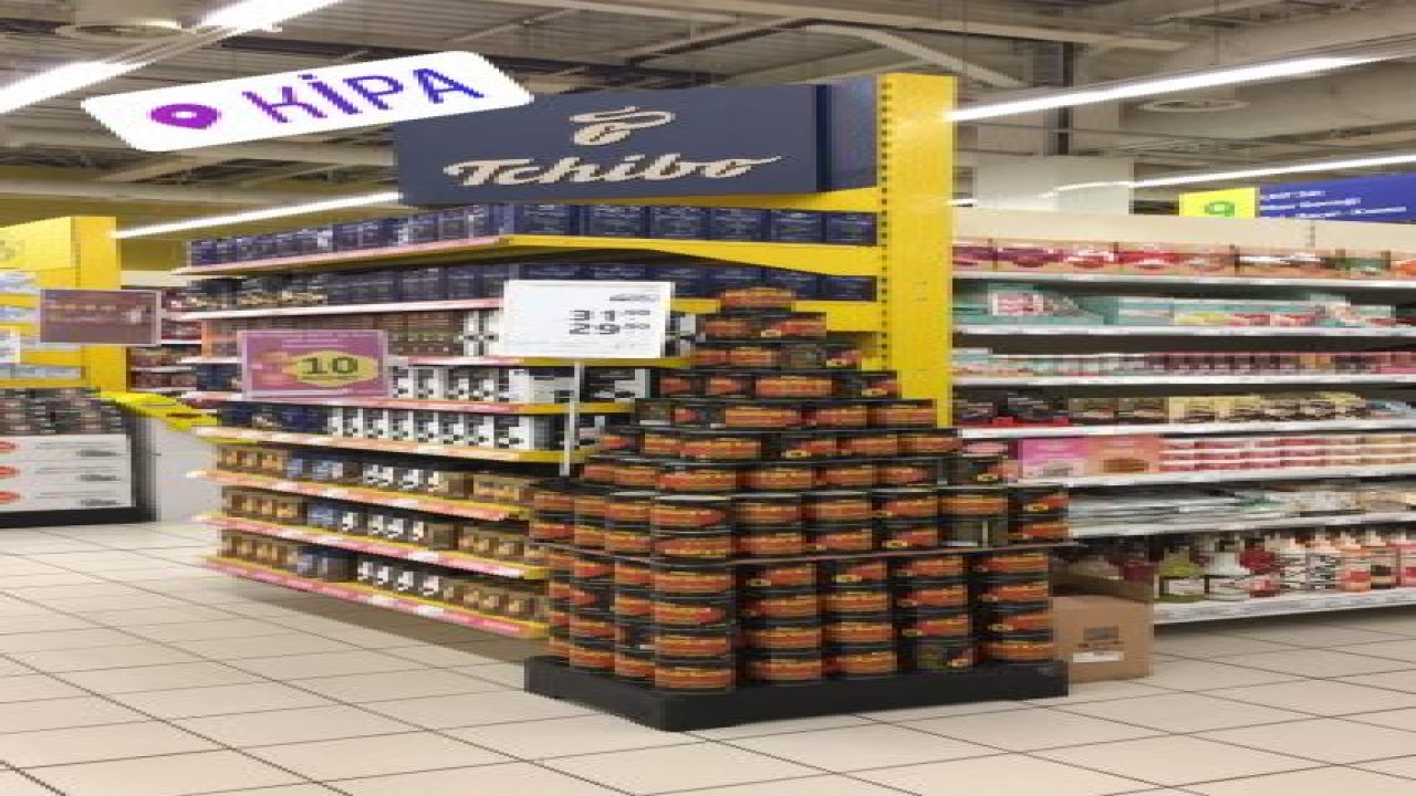 Kırmızı Çam Balı Büyük Mağazaların Raflarında