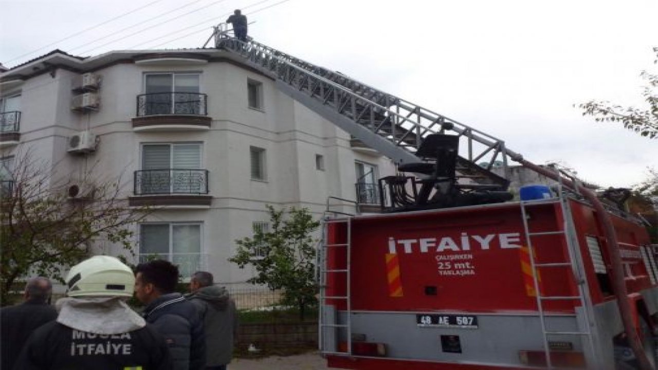 Dalaman’da çatı yangını