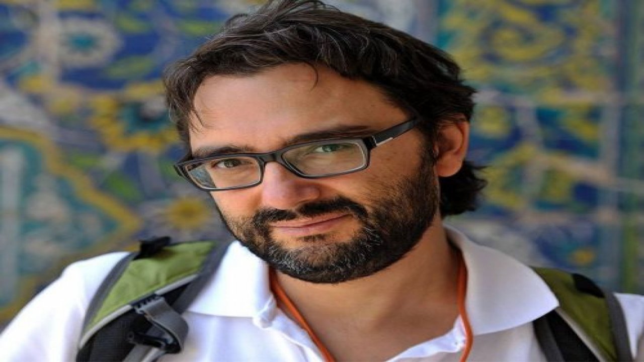 Melih Uslu, kitapseverlerle buluşuyor