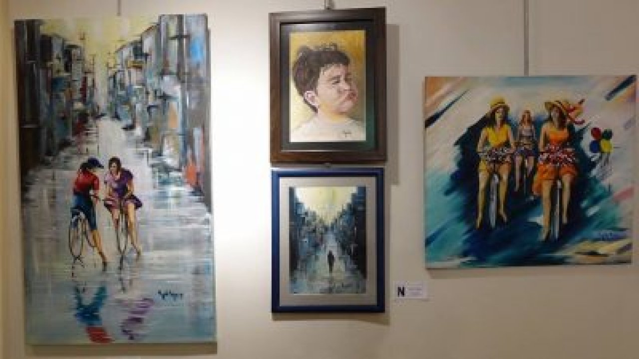 Marmaris'te yılın son sergisi açıldı