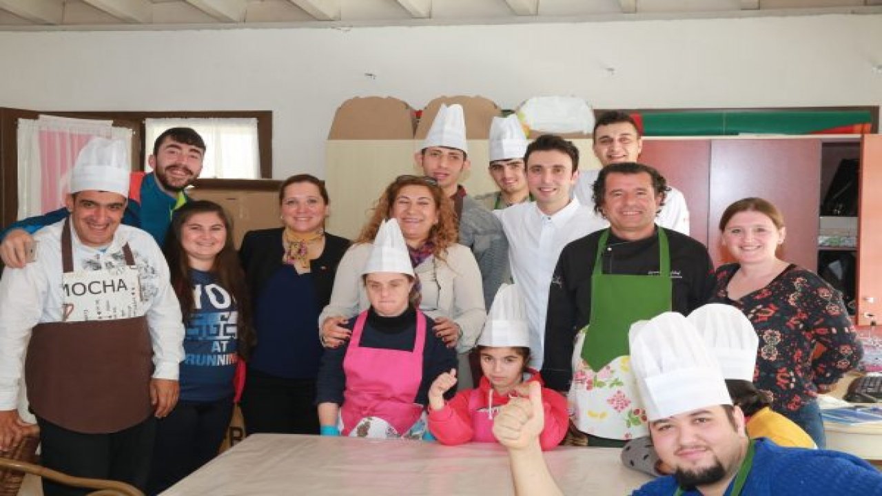 Özel öğrencilerden lezzetli cup kekler