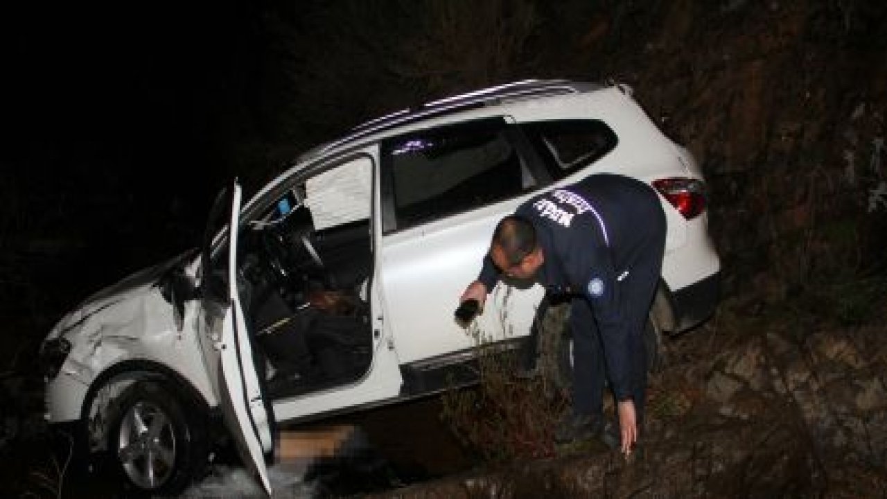 Otomobil dereye uçtu: 1 ölü