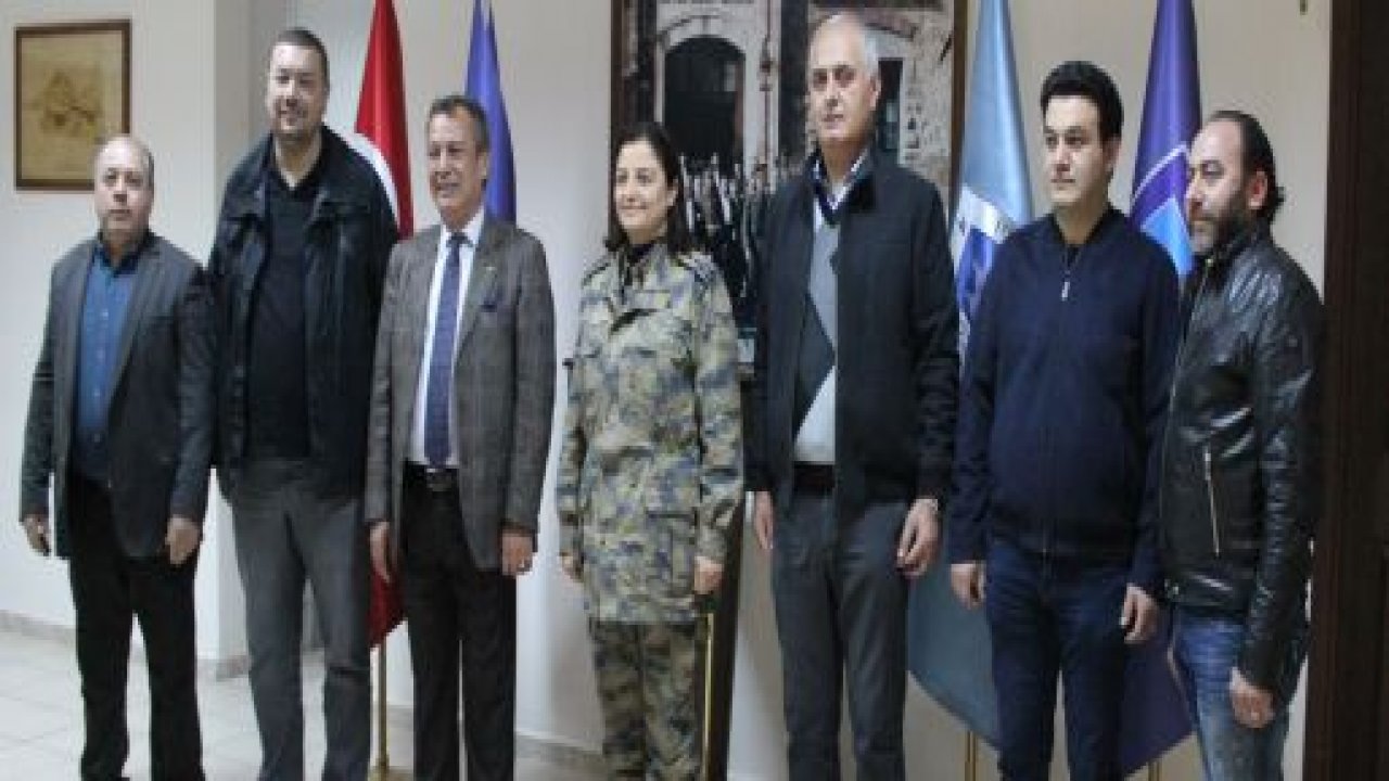 Türkiye'nin ilk kadın hava albayı