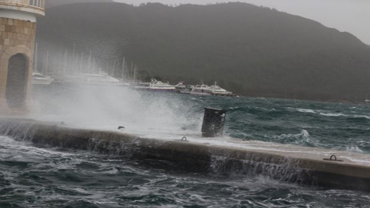 Rüzgarın hızı 113 kilometreye ulaştı