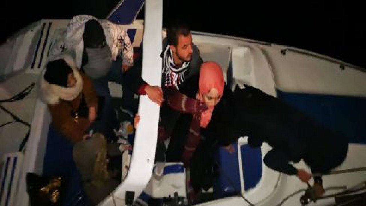 Tekneleri sürüklenen Filistinliler yakayı ele verdi