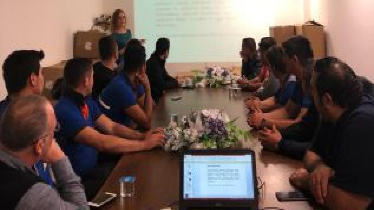 Büyükşehir personeline iş sağlığı ve güvenliği eğitimi verildi