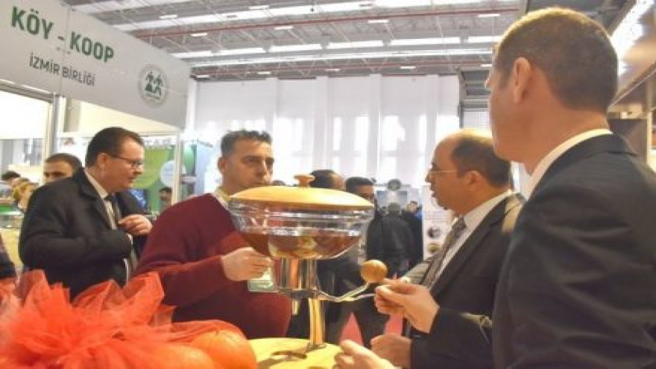 Dünya çam balı üssü Muğla standına İzmir’de yoğun ilgi