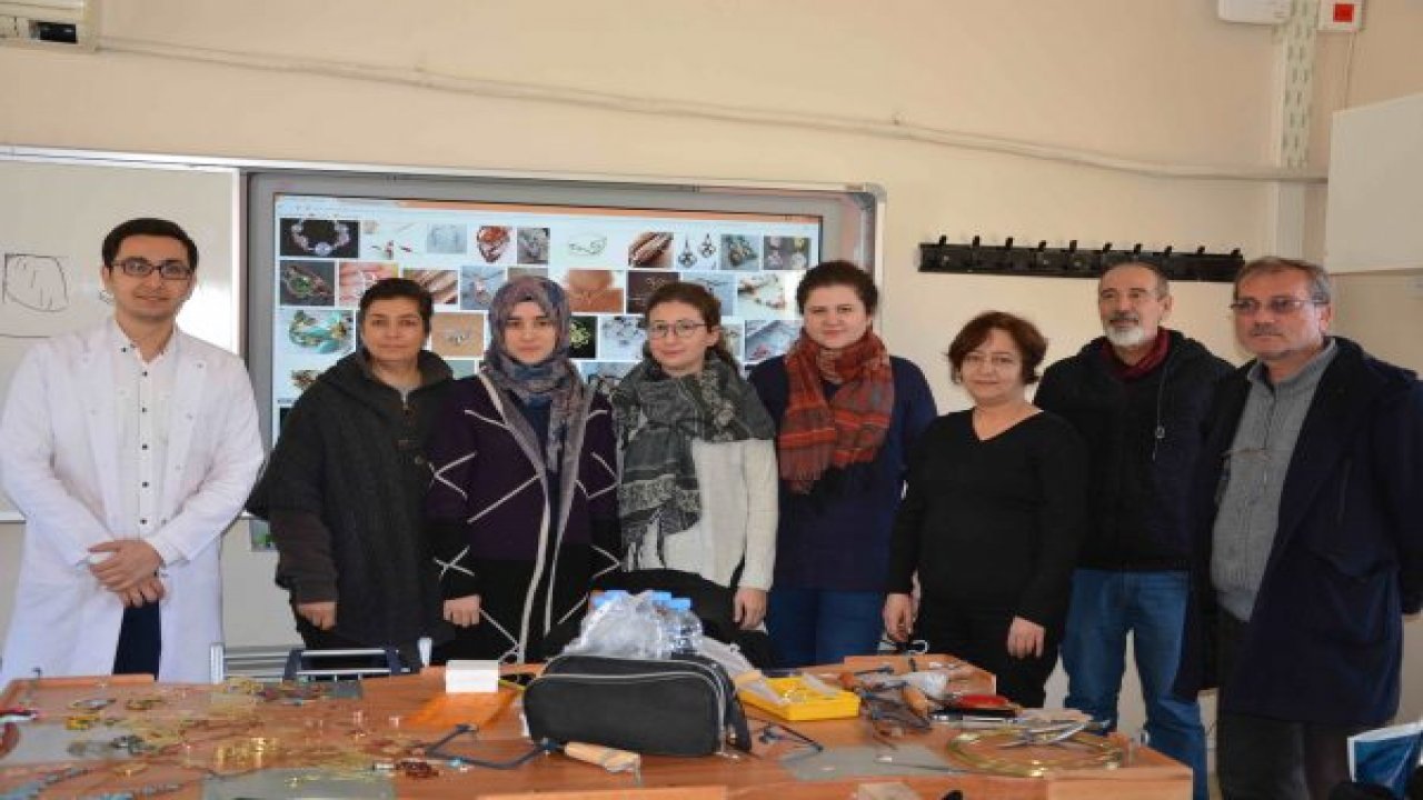 4 bin yıllık zanaat kuyumculuğu öğreniyorlar