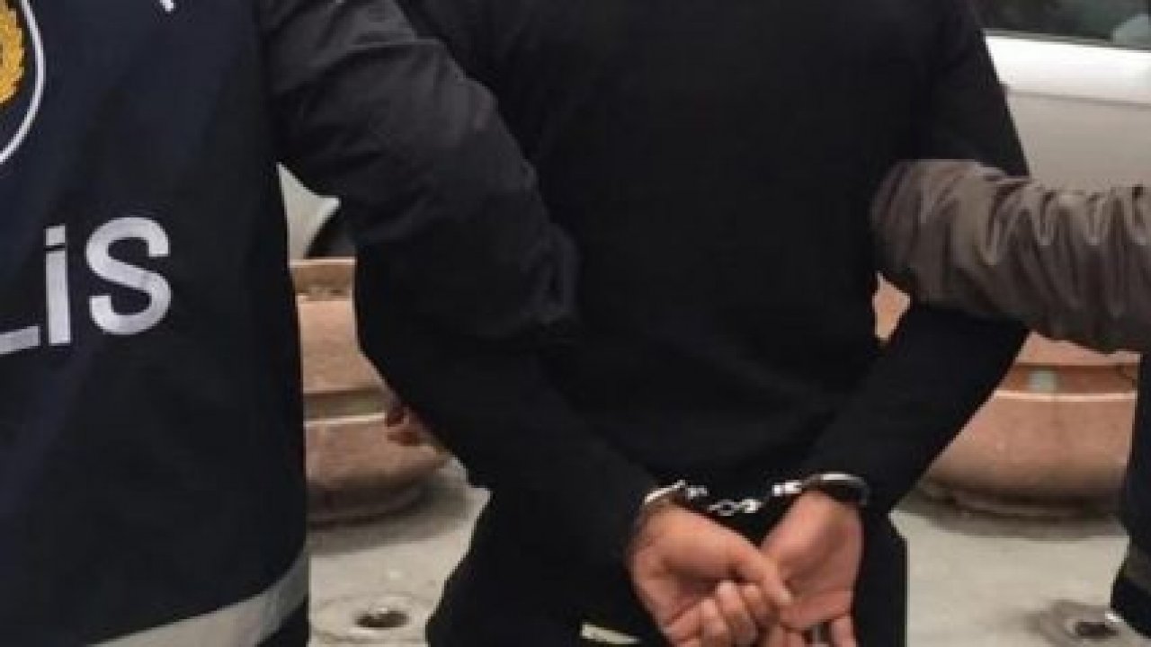 Yolculuk ettiği araçta şoförün cep telefonunu çaldı