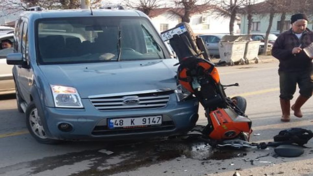 Otomobille, motosiklet çarpıştı: 1 yaralı