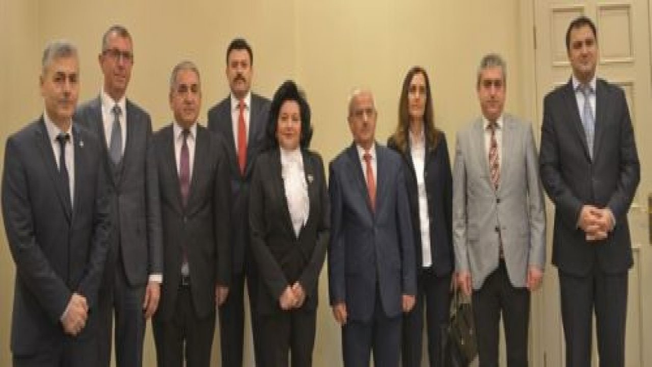 Vali Civelek’e Vergi Haftası Ziyareti