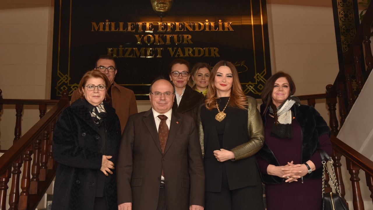 Azerbaycan Heyeti Vali Çiçek’i Ziyaret etti.