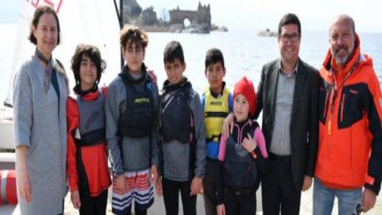 Bafa Gölü Su Sporu Turizmine Kazandırılıyor