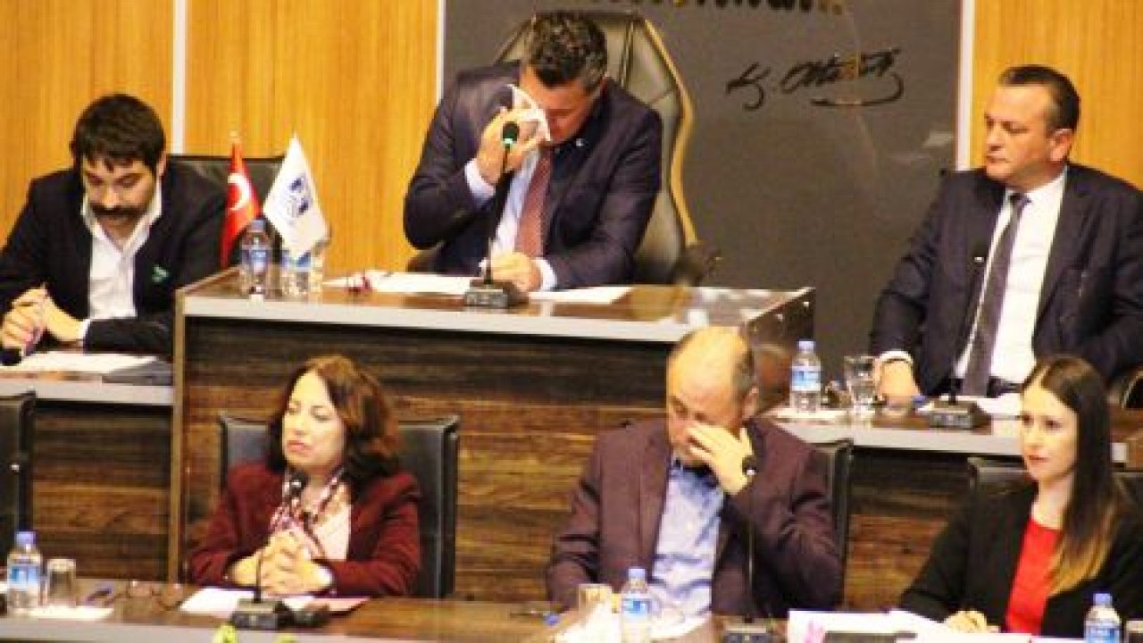 Kocadon Gözyaşlarıyla Veda Etti