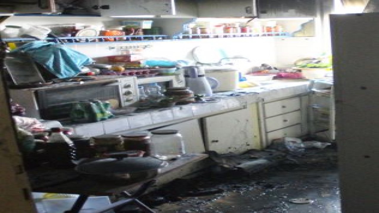 Ev Yangını Büyümeden Söndürüldü