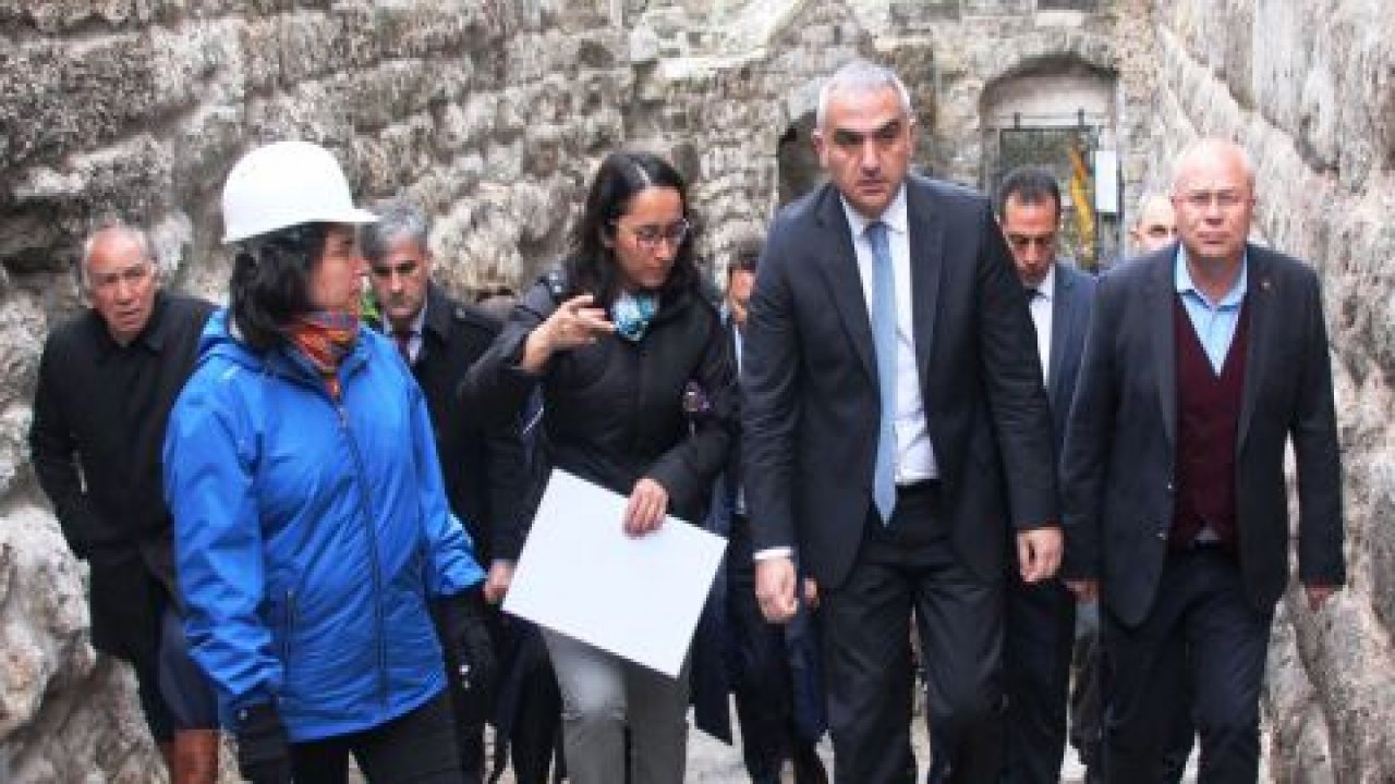 Turizm Bakanı Ersoy, müjdeleri ardı ardına verdi