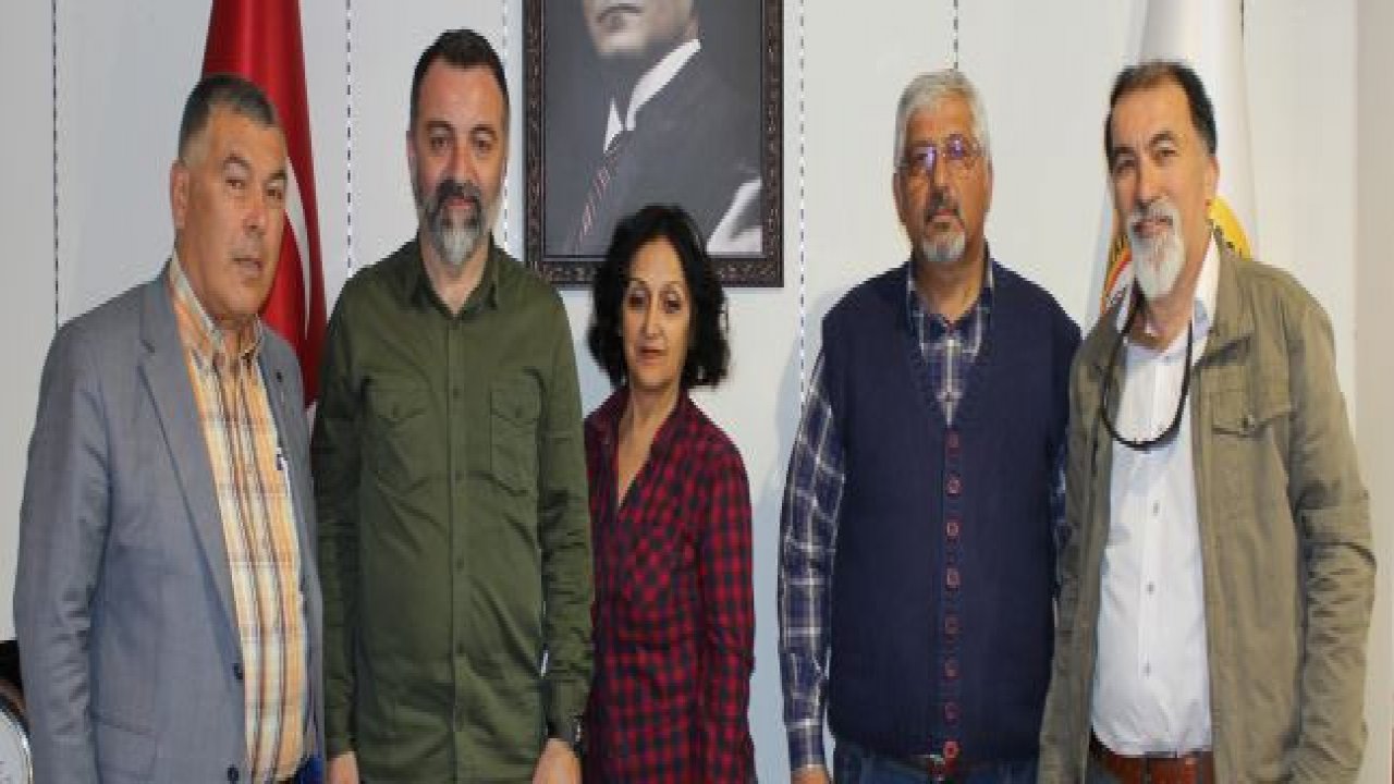 Muhtar Adayından Cemiyet'e Ziyaret