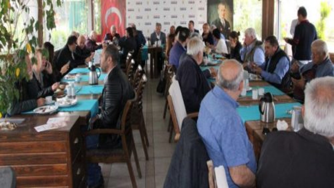 Dr. Mehmet Nil Hıdır ve Dr. Tahir Ateş Turizmcilerle Buluştu