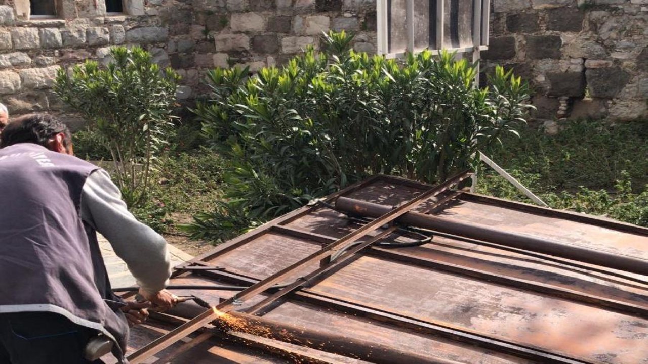 Görüntü Kirliliği Oluşturan Tabelalar Kaldırılıyor