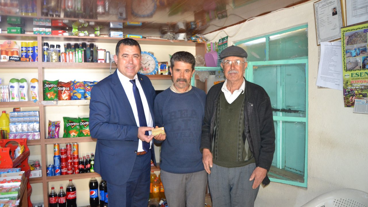 Bakkal esnafına TESK kart dağıtımı başladı