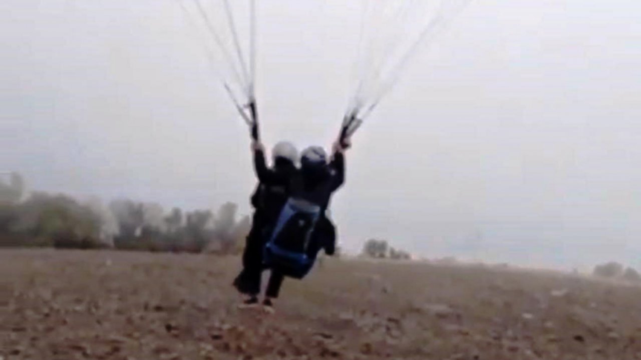Paraşüt Kazasında Ölen Pilot Ve Yabancı Yolcunun Son Anları Ortaya Çıktı