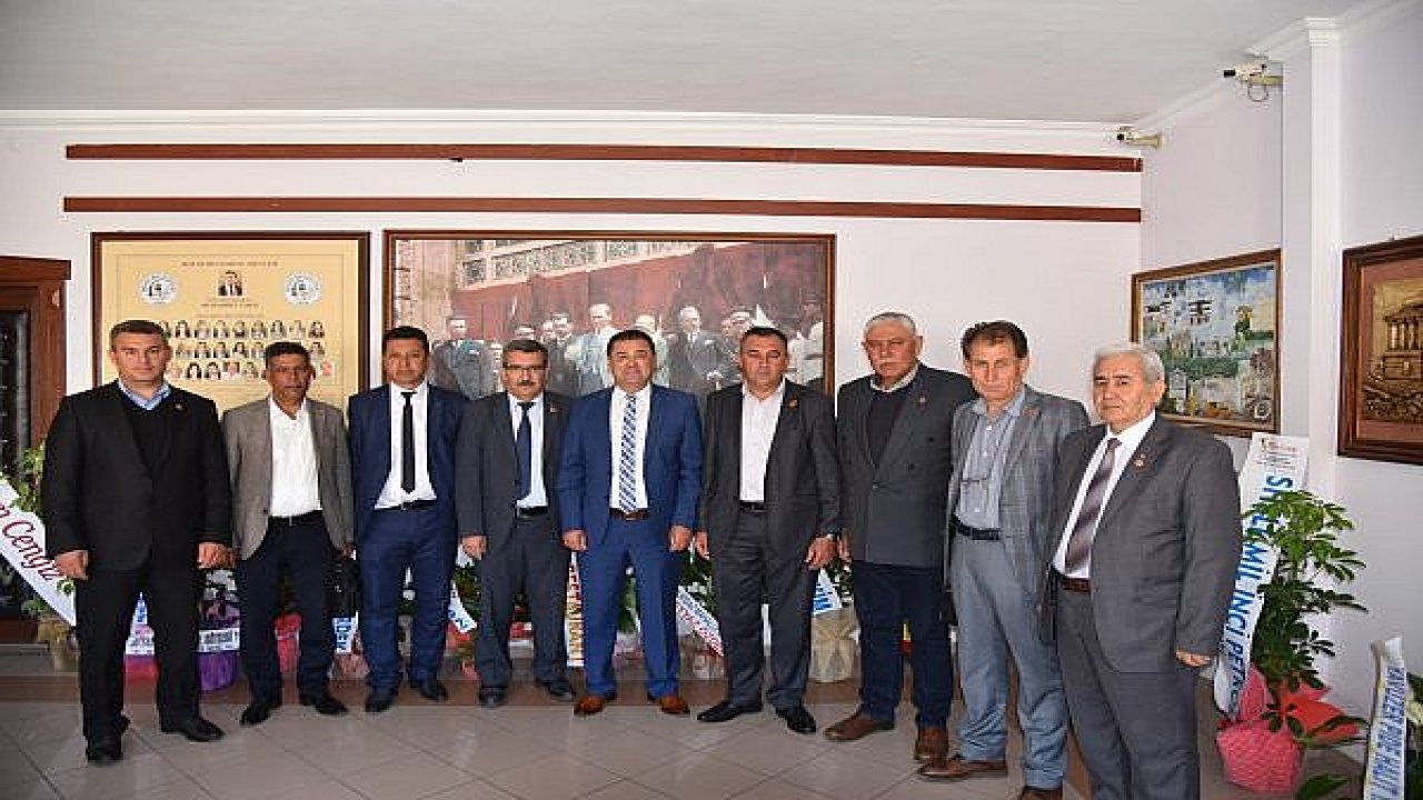 Muhtarlar Derneğinden Başkan Tokat’a Ziyaret