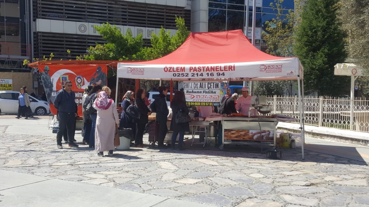 Şehit Jandarma Ali Çetin Hayrına Lokma Dağıtımı