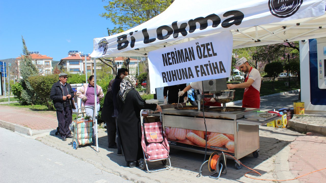 Neriman Özel’in Hayrına Lokma Dağıtıldı