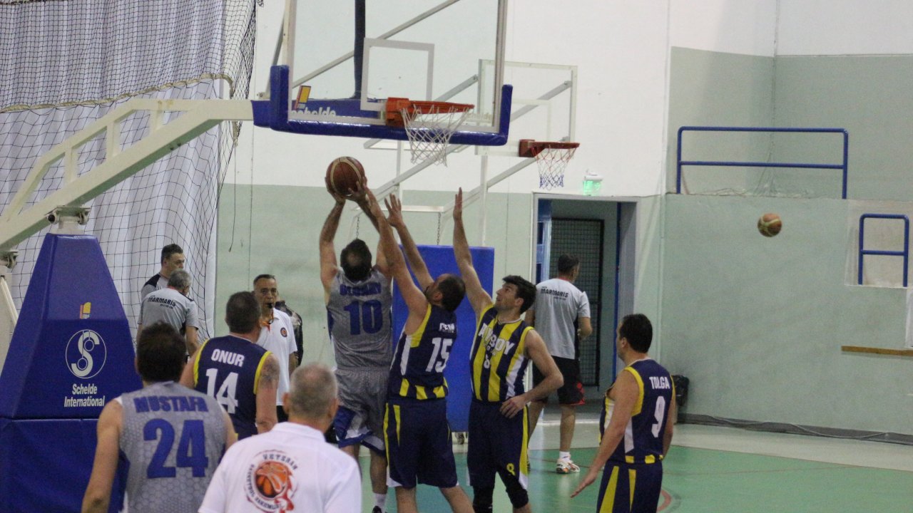 Uluslararası Marmaris Veteran Basketbol Turnuvası başladı