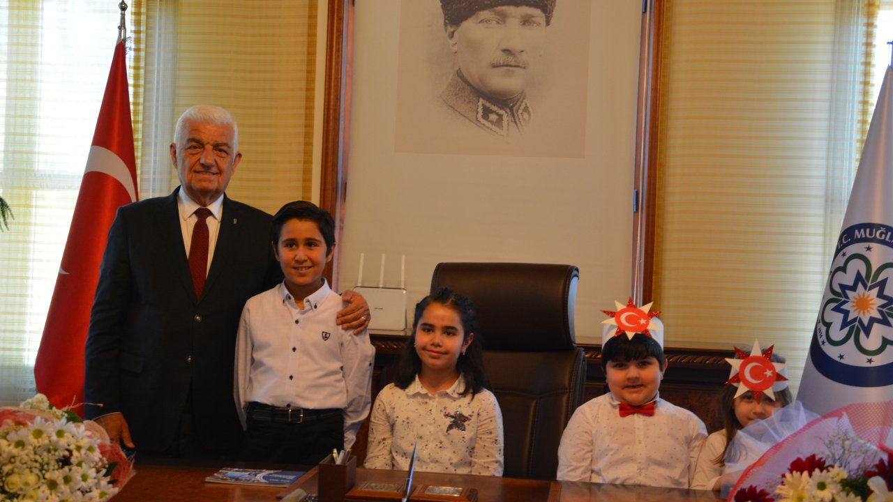 Büyükşehir Belediye Başkanları Beril Bilgiç ve Deniz Bora Ersöz Oldu