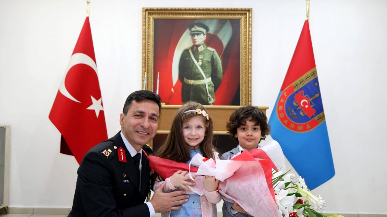 Komutanlık Makamı Miniklere Devredildi  