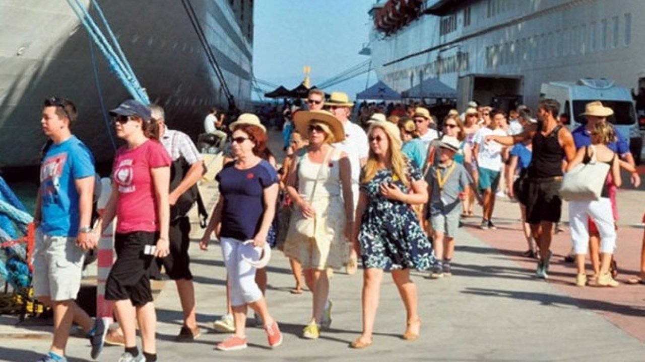 Türkiye’ye gelen yabancı turist sayısı arttı