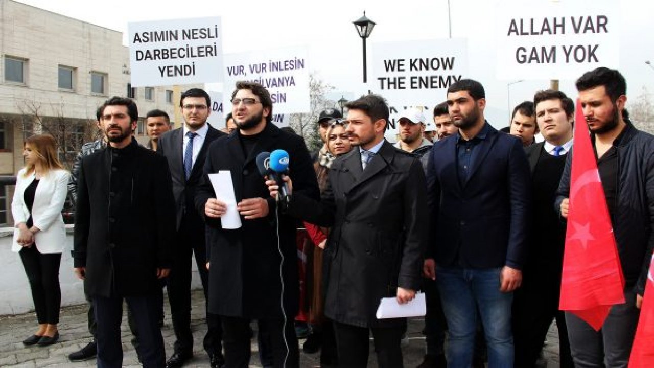 - AK Parti Gençlik Kolları Genel Başkan yardımcısı Enes Günay;  - “Milletin iradesine operasyon çekmeye çalışıyorlar”