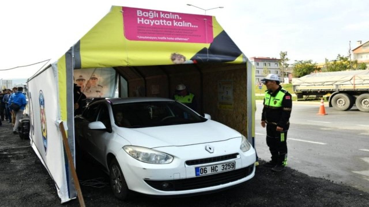 “Yaşam Tüneli”nde Sürücüler  Ceza Yazılmadan Bilgilendirildi