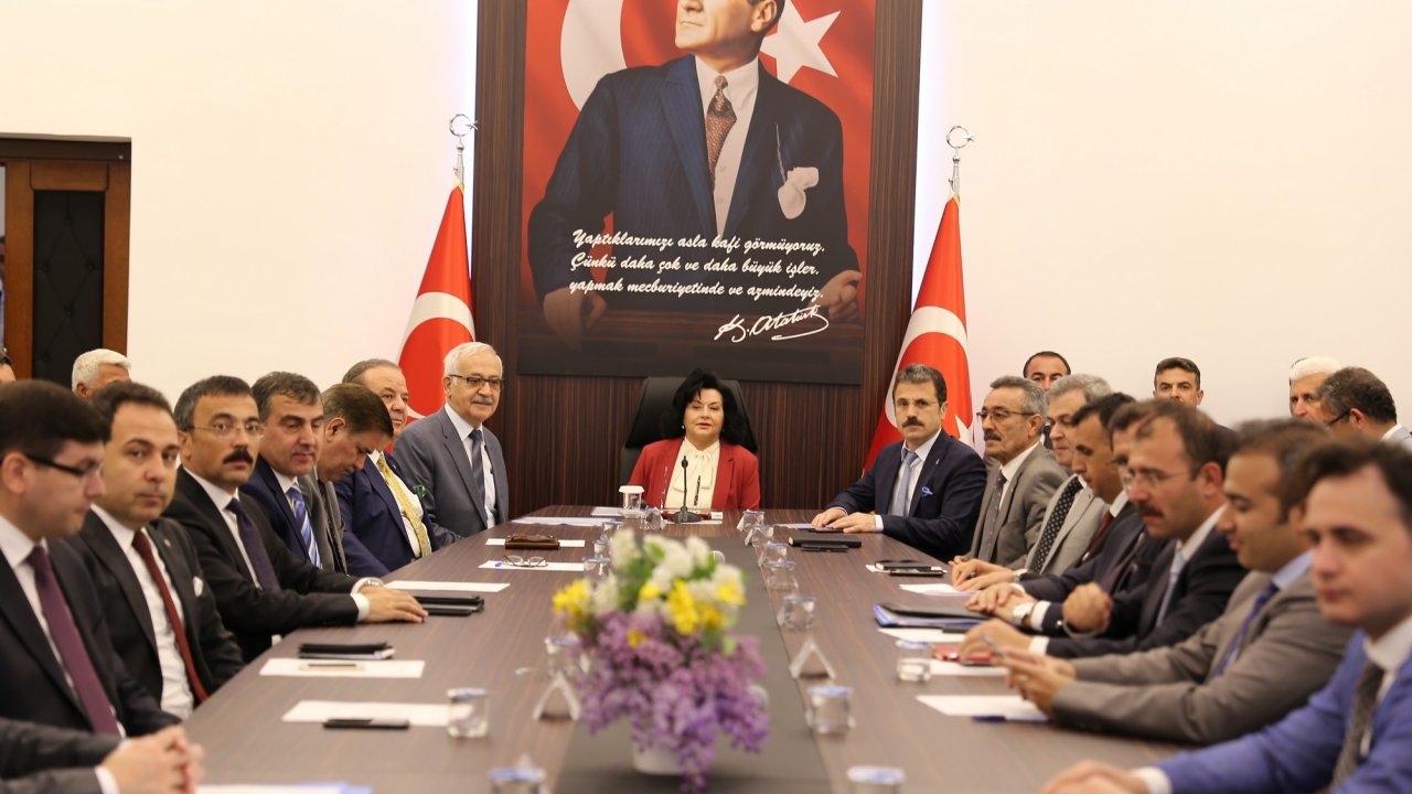 2019 Yılının İlk Ekonomi Değerlendirme Toplantısı Yapıldı