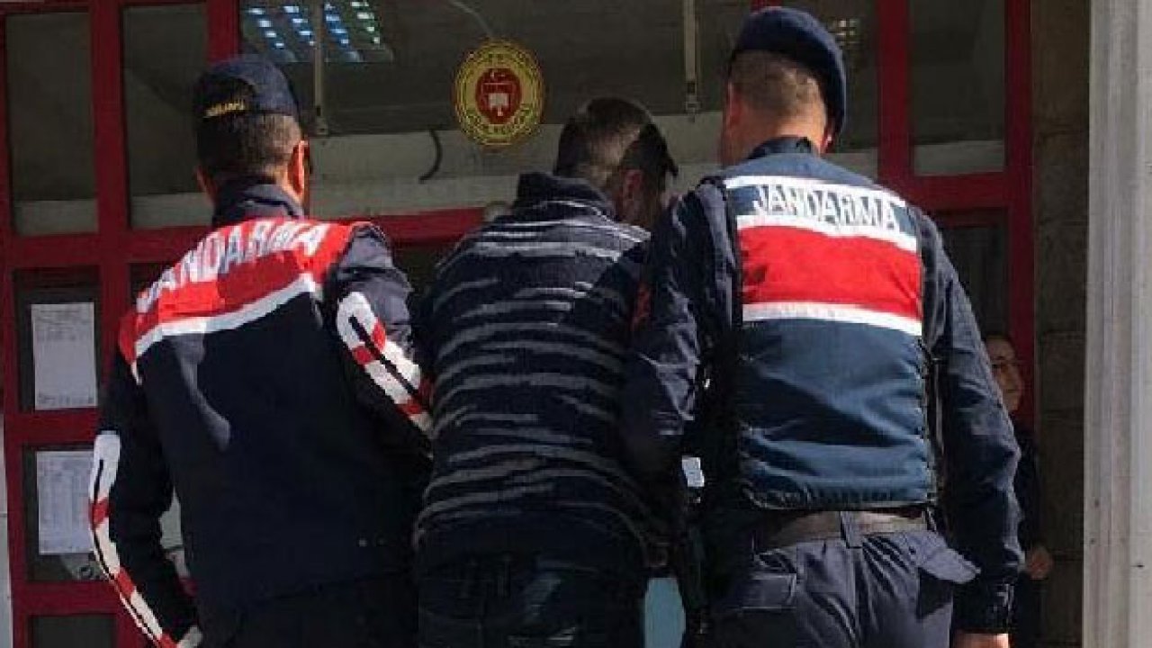 Jandarmayla Çatışmaya Giren Firari Vurularak Yakalandı