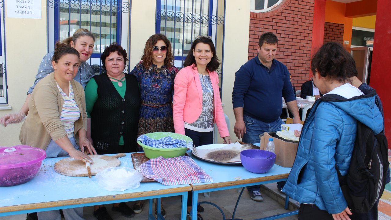 Kıvanç Cesur Ortaokulu Kermes Düzenledi