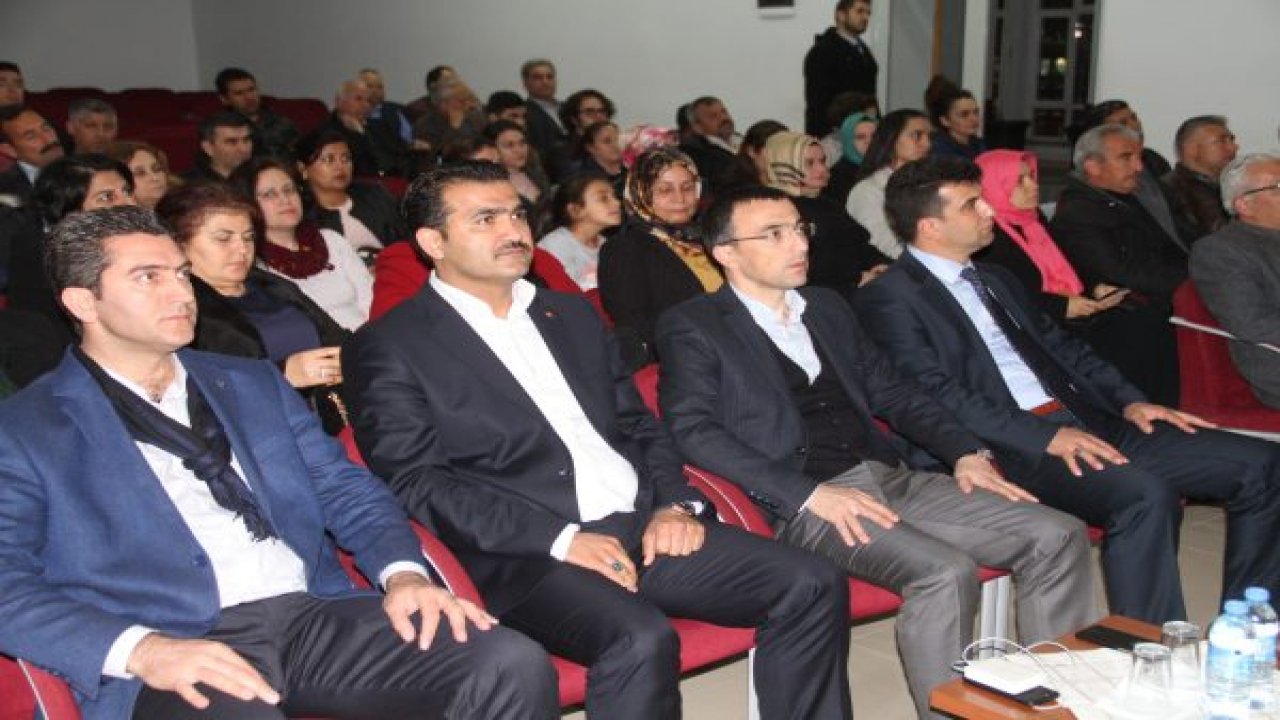 Özler: “Halep’te insanlık katlediliyor”