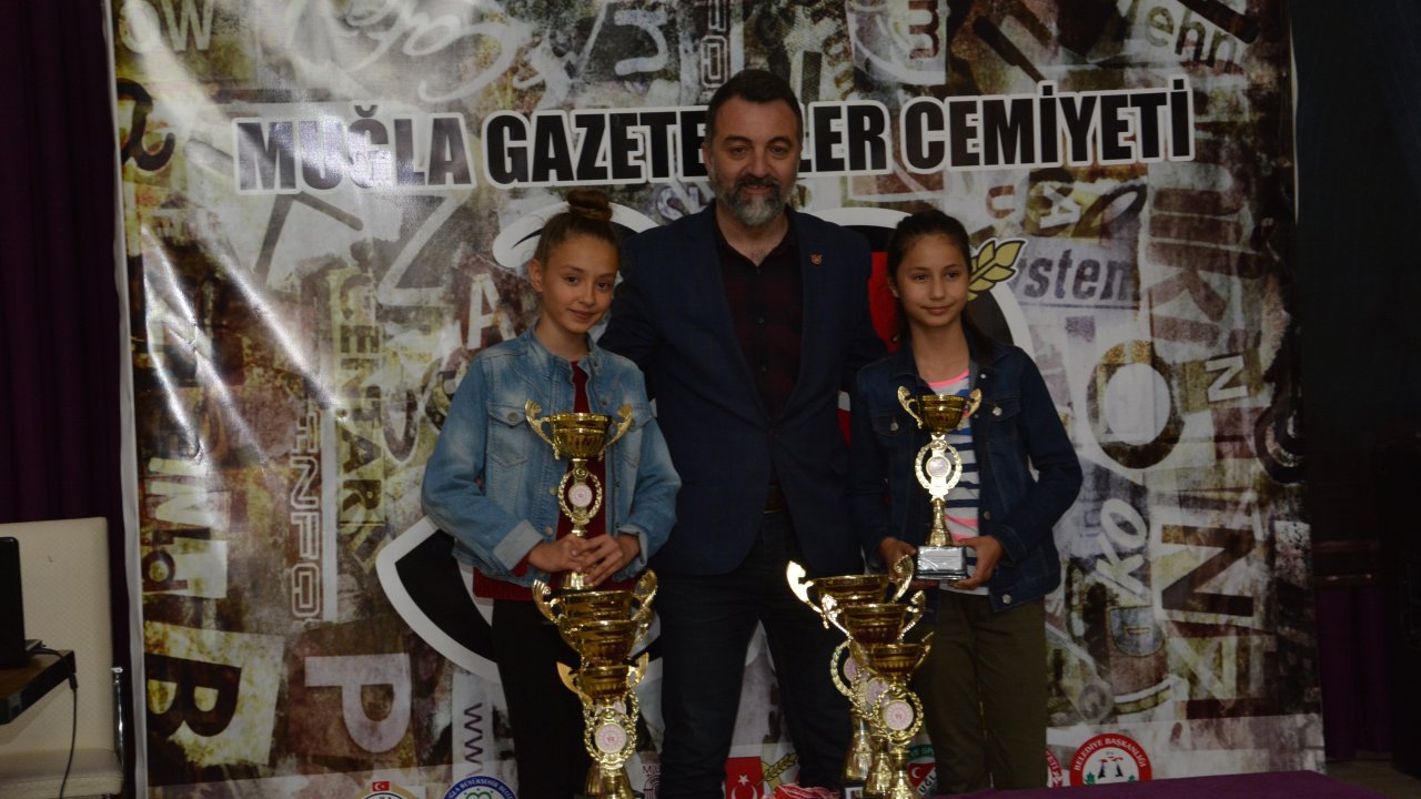 Muğla Gazeteciler Cemiyeti Satranç Turnuvası Düzenledi