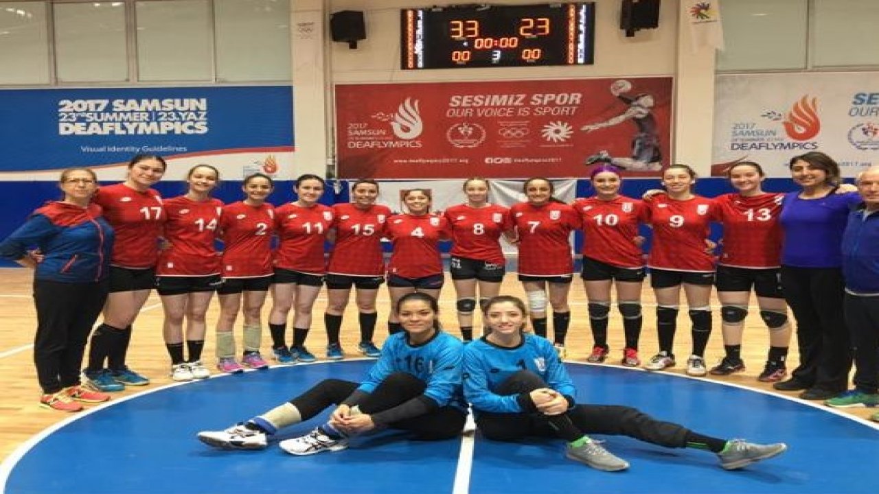 Hentbol Takımı Türkiye İkincisi Oldu