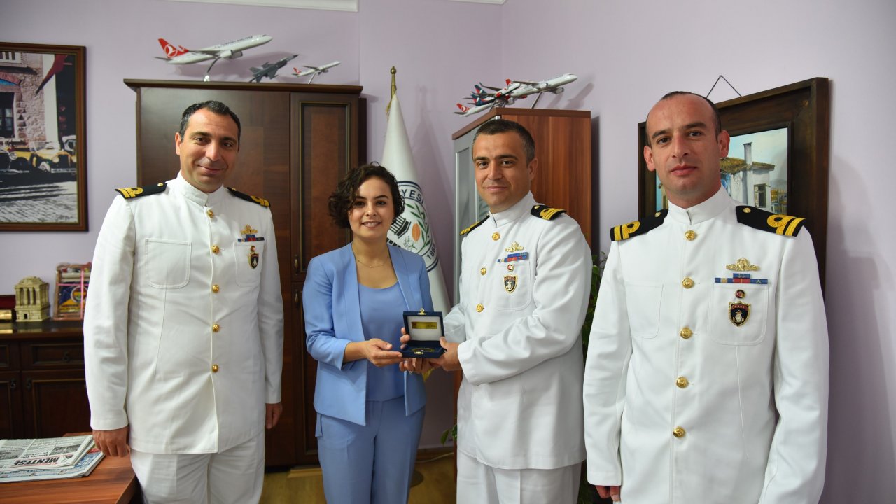 Komutanlardan Başkan Vekiline Ziyaret