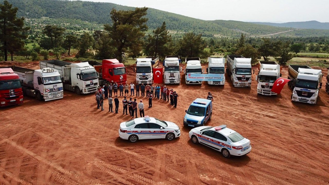 Kamyon ve Çekici Şoförlerine Trafik Eğitimi