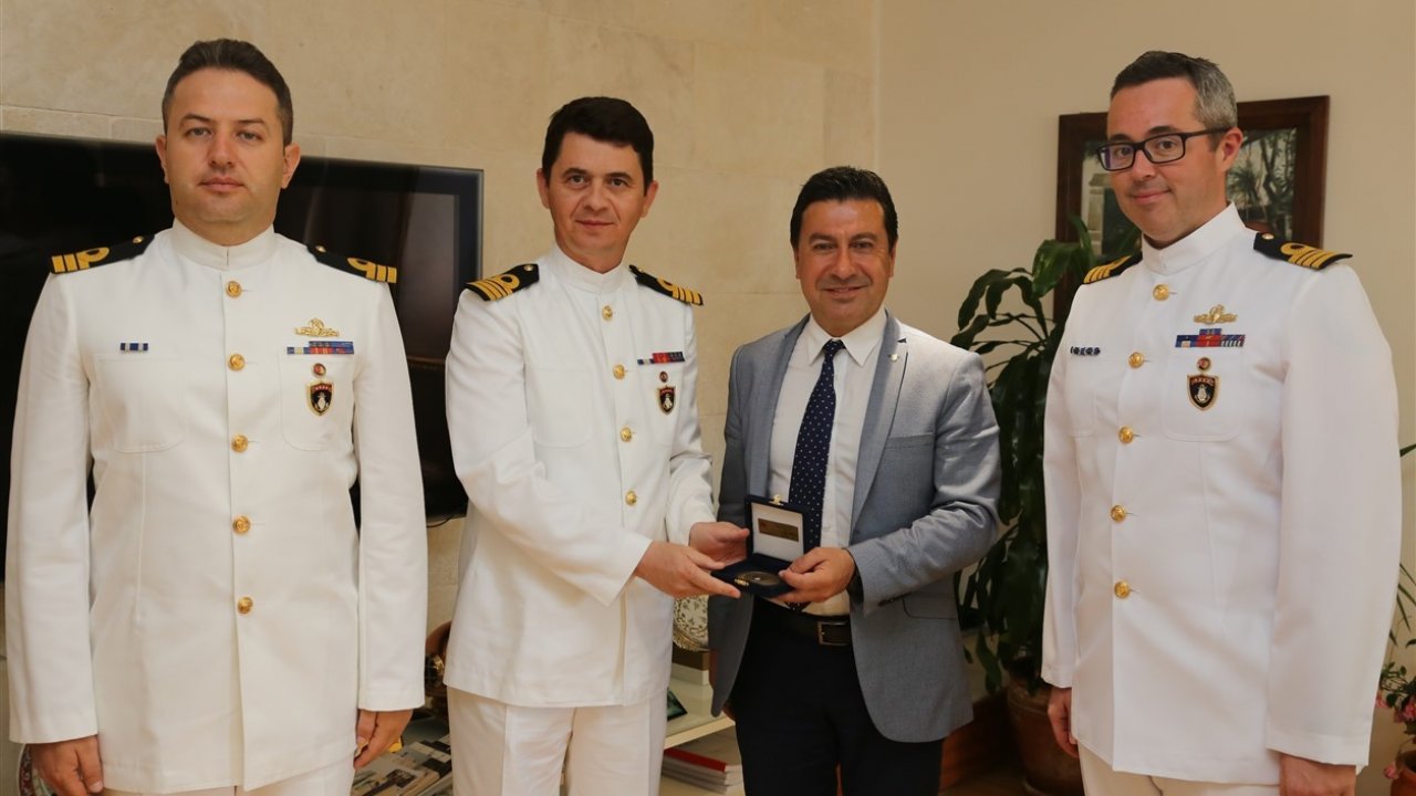 Komutanlardan Başkan Aras'a Ziyaret