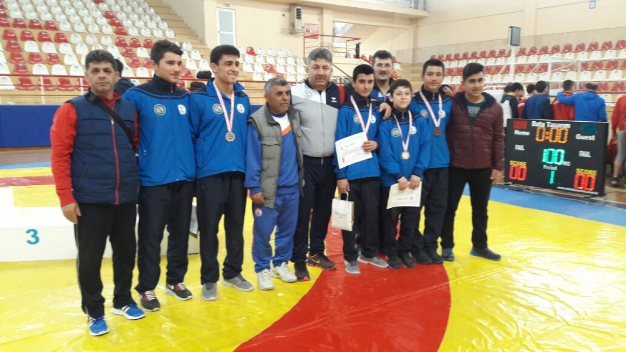 Milas şampiyon güreşçileri yetiştiriyor